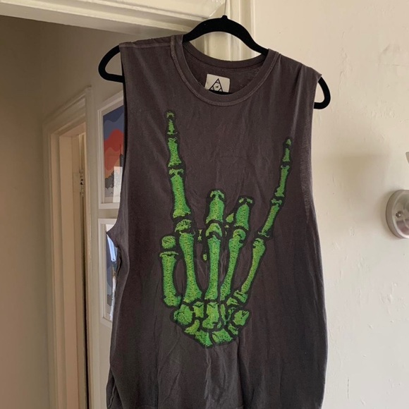 UNIF Skelton hand muscle tee size M - Picture 6 of 6